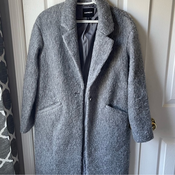 Express Wool Coat - Picture 2 of 5